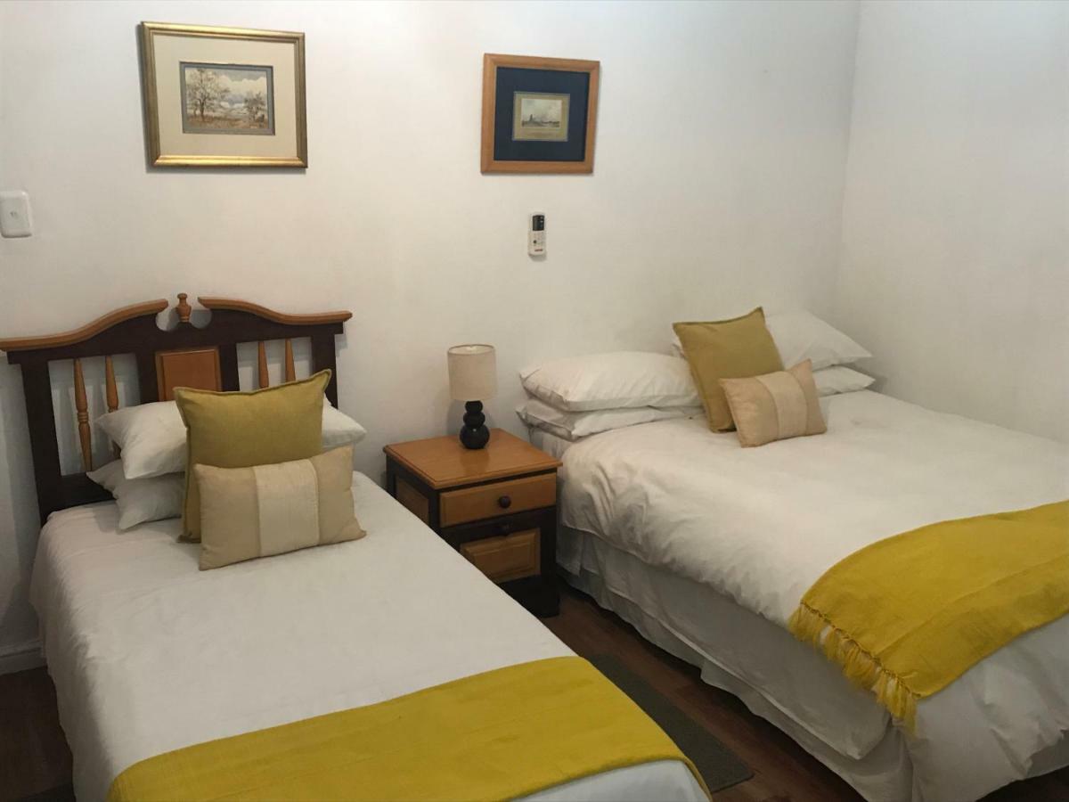 Towerzicht Guest House لاديسميث المظهر الخارجي الصورة