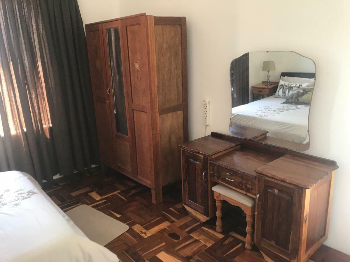 Towerzicht Guest House لاديسميث المظهر الخارجي الصورة
