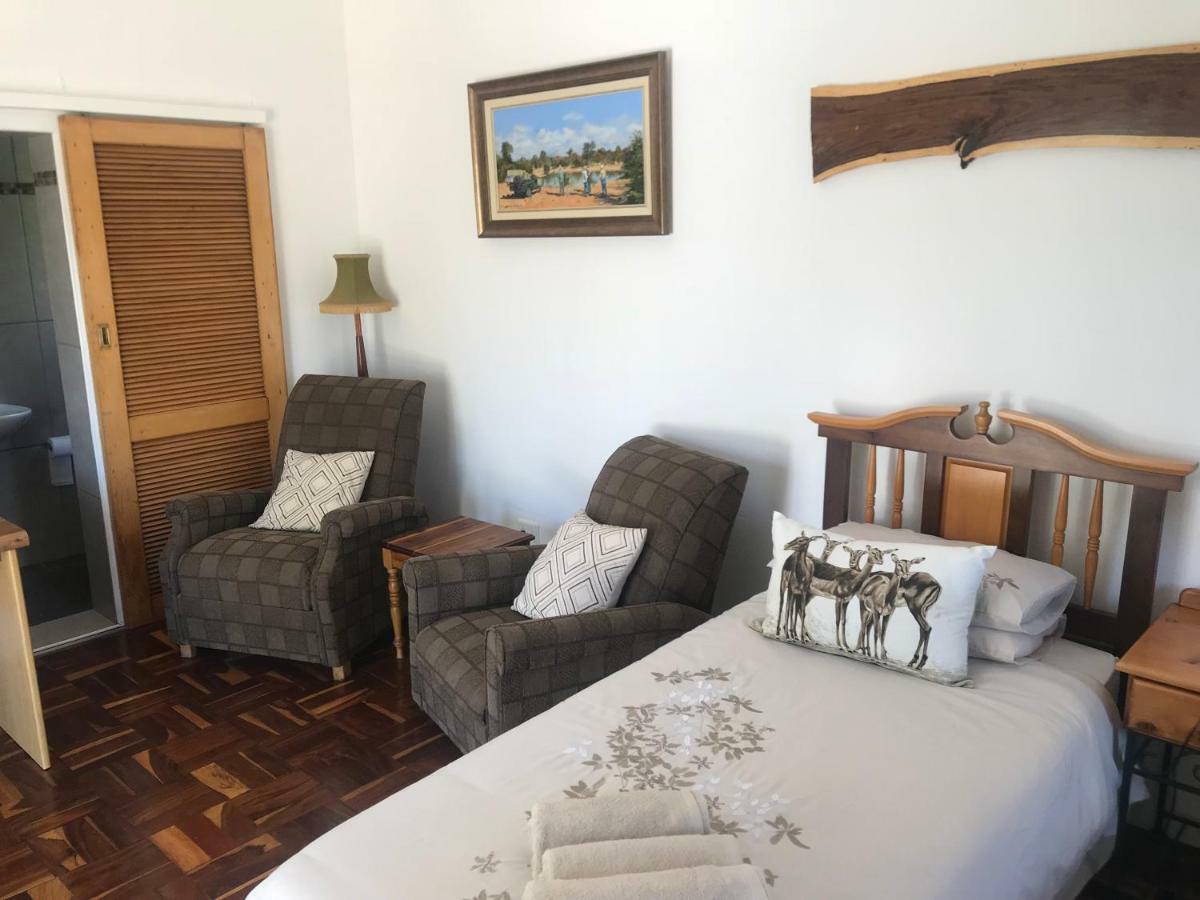 Towerzicht Guest House لاديسميث المظهر الخارجي الصورة