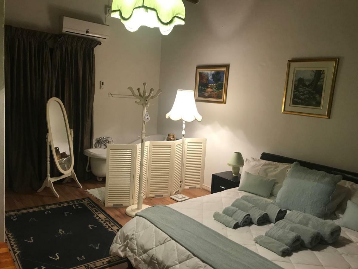 Towerzicht Guest House لاديسميث المظهر الخارجي الصورة