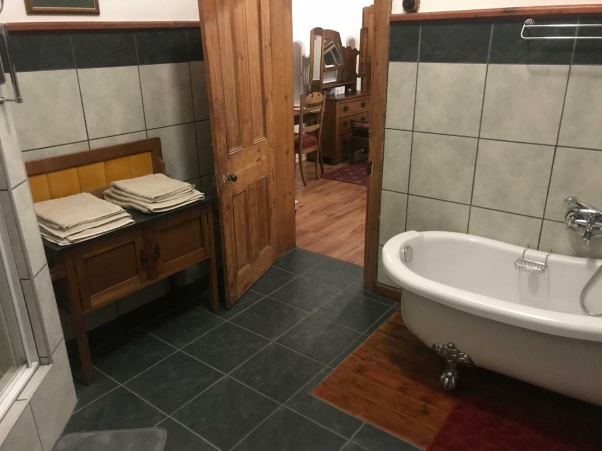 Towerzicht Guest House لاديسميث المظهر الخارجي الصورة